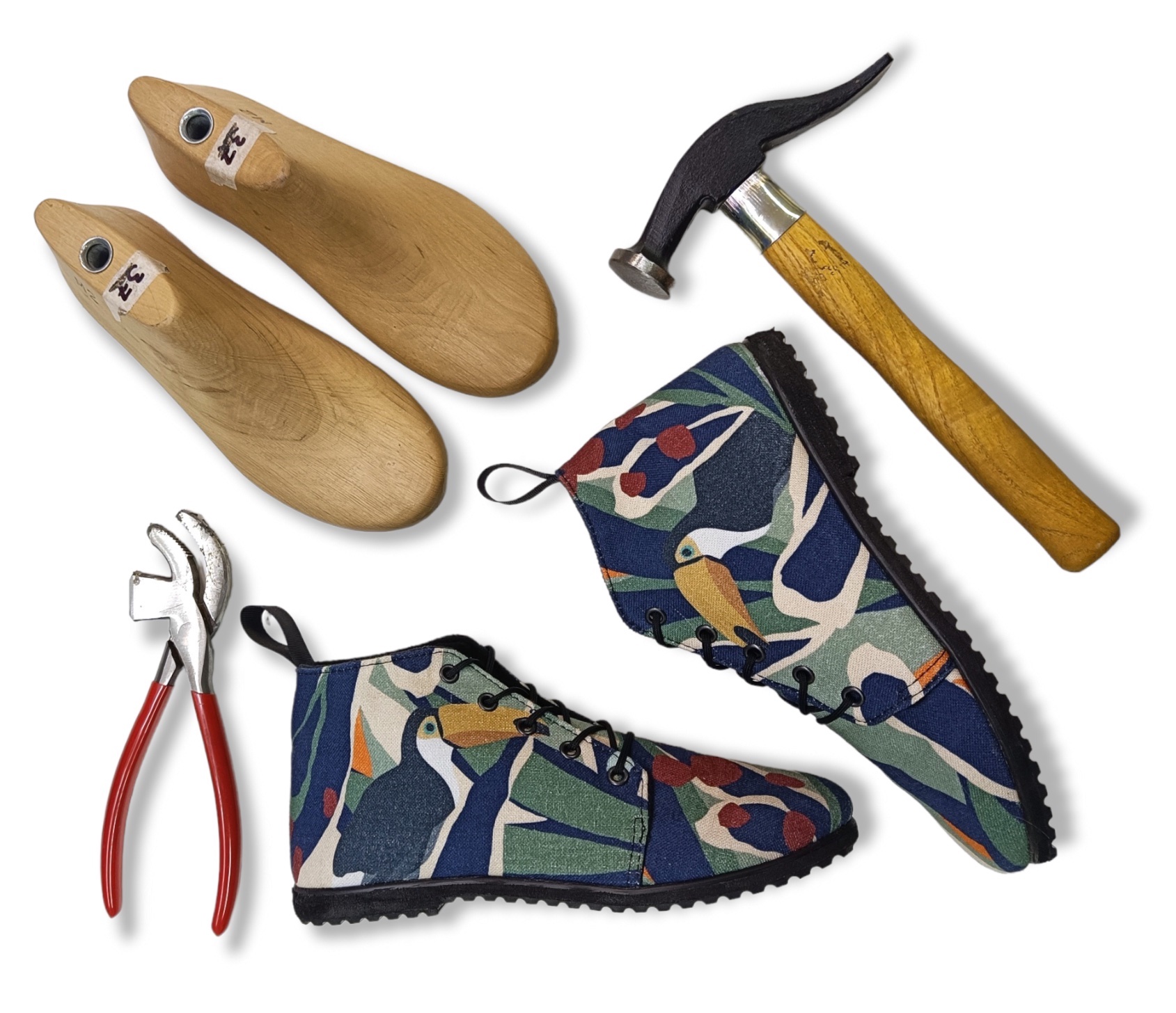 nelli noora shoes, kenkäkurssi, Salon taitokeskus, taitokeskus Salo, Sininen talo, käsityökurssi, visit salo, Salo vapaalla, omat kengät, nelli noora,