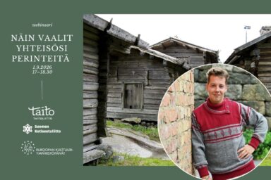 Vanhoja hirsirakennuksia ja mies jussipaidassa.